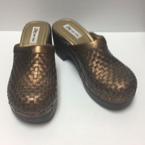 SM New York Coskar Woven Clog 9.5 Bronze WOW!
